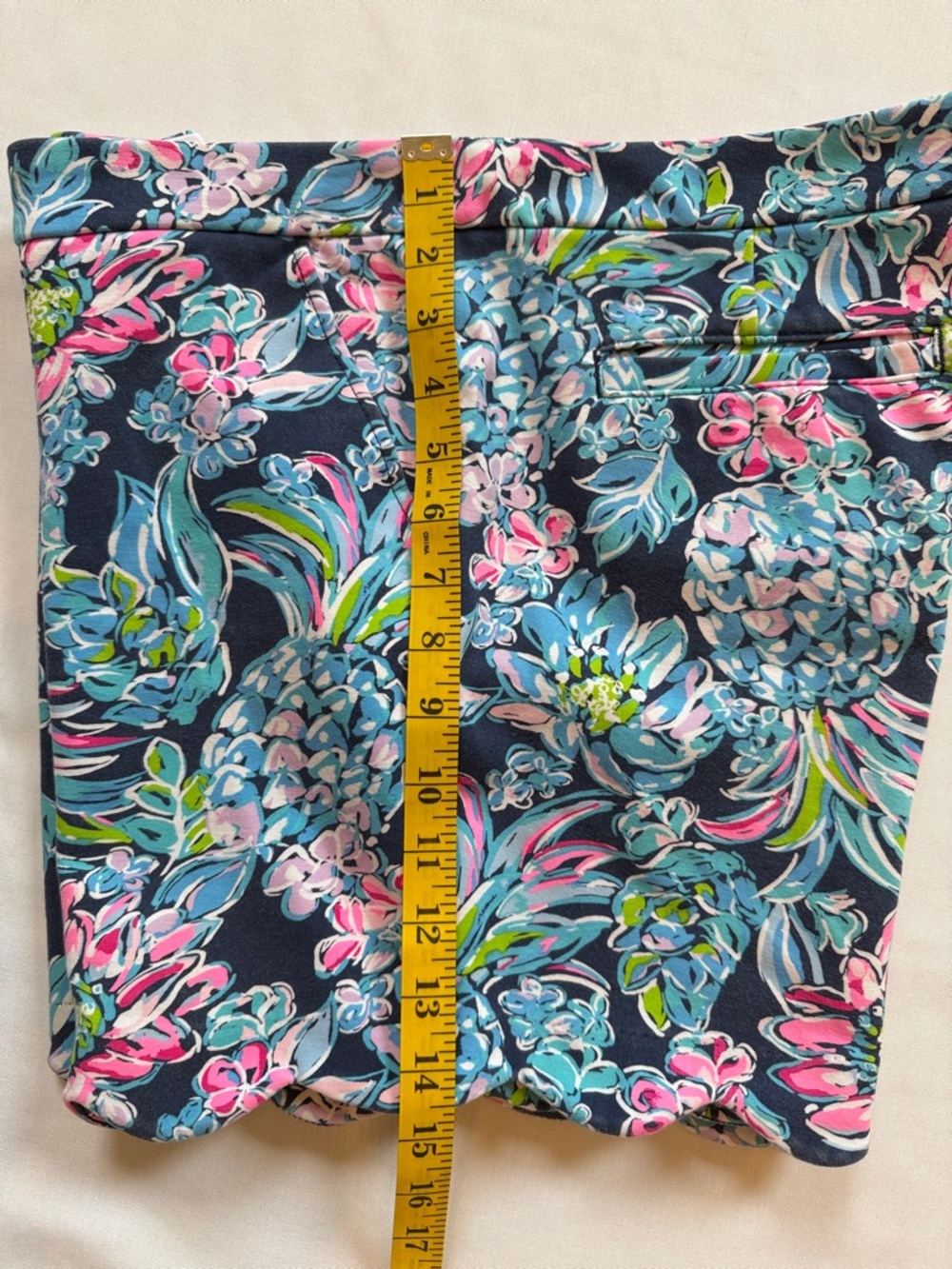 Lilly Pulitzer Buttercup Knit Shorts High Tide Navy Pineapple Paradise Size 12 - Picture 10 of 13
